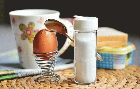 Boiled Egg with Cumin and Salt